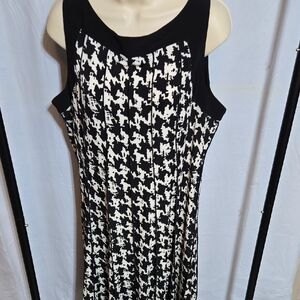Perceptions New York - Black / white sleeveless dress